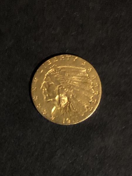 $2.5 gold Liberty coin