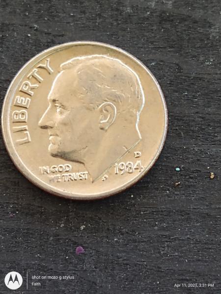 1984 d dime looks off centered