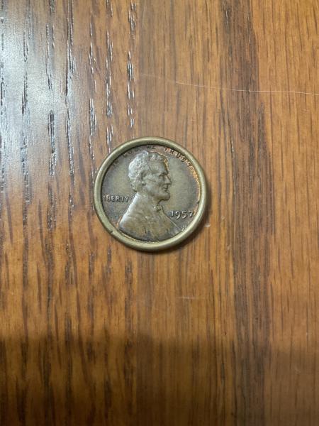 Penny from 1957 with a weird rim around&hellip;