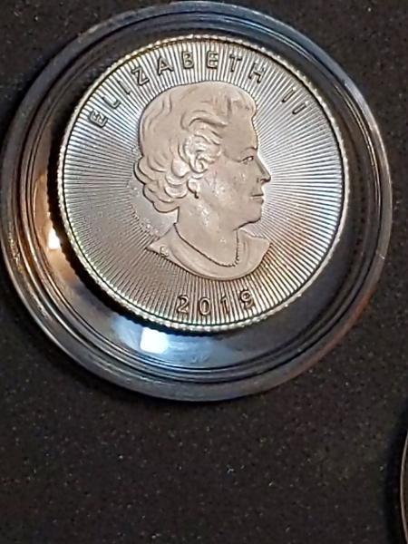 2019 Elizabeth II silver coin, shows 999 on&hellip;