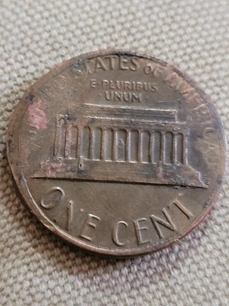 It looks like a1983 dated penny it weighs&hellip;
