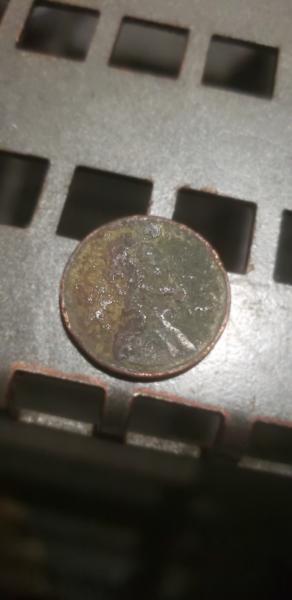 Weighs 2.7 on scale and wont stick to&hellip;