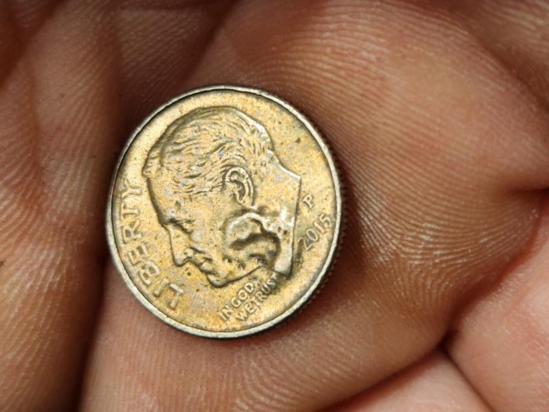 2015 P dime with funky raised areas