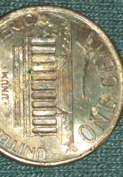 1985 penny is it a Milt error on…