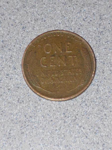 1944 wheatback penny. Looks normal had a friend&hellip;
