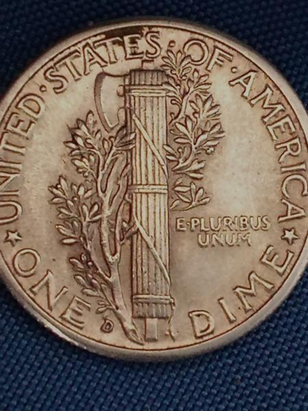 1945D Mercury dime. With full bands.