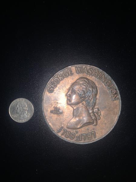 George Washington medallion. About 3 in diameter.