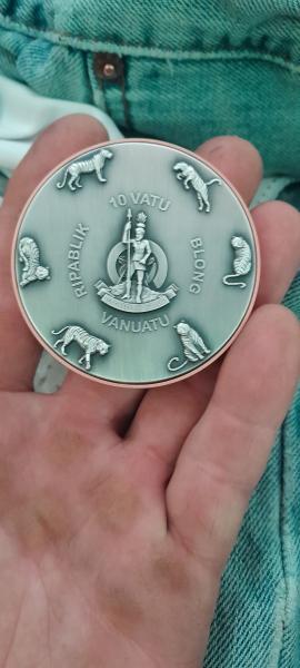 2023 10G silver 10 vatu