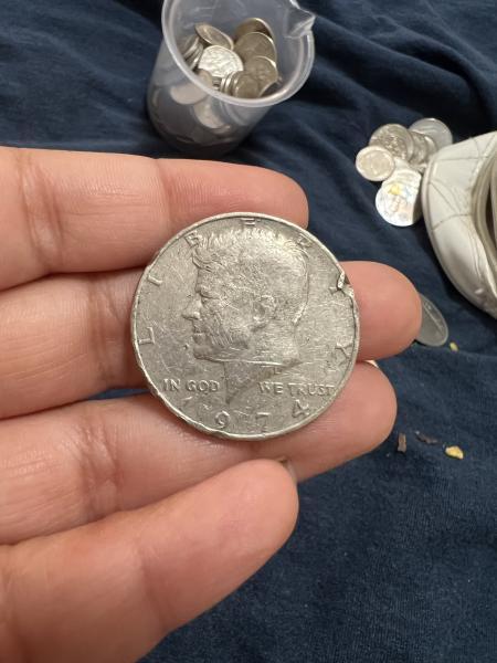 1974 No mint half dollar coin