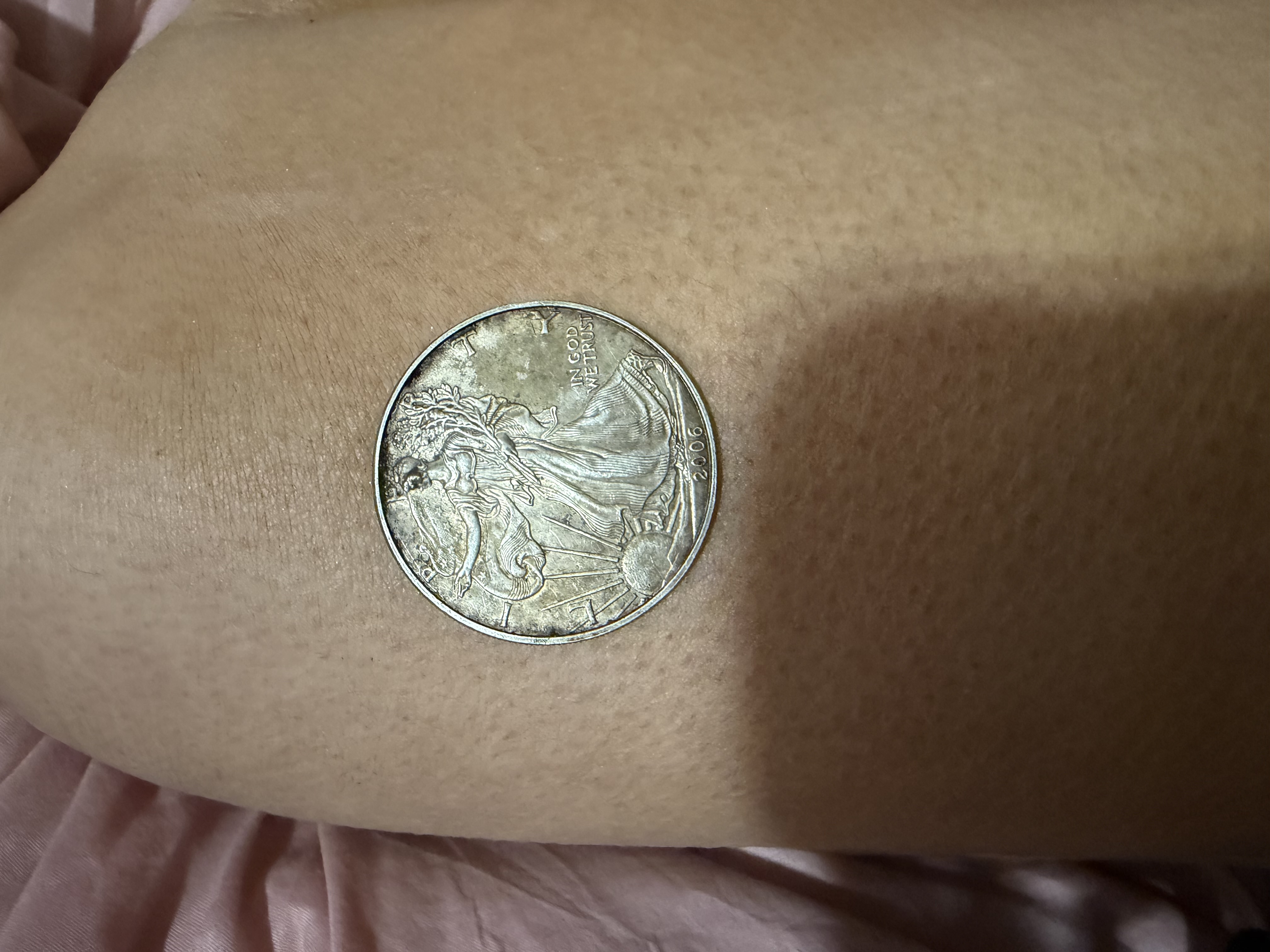 2006 coin it’s reverse on each side